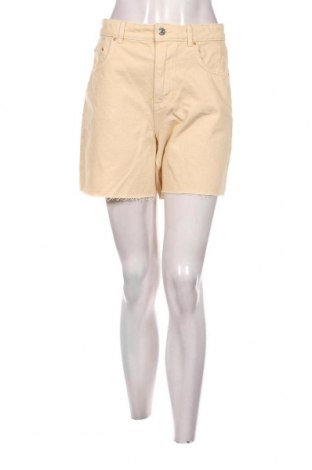Дамски къс панталон Jennyfer, Размер M, Цвят Жълт, Цена 13,33 лв.