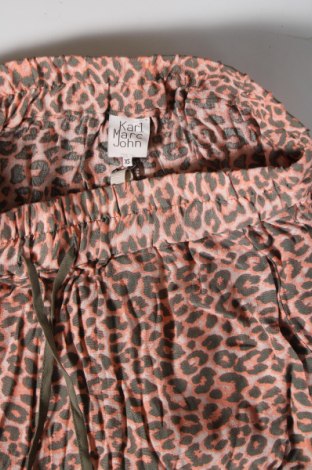 Дамски къс панталон Karl Marc John, Размер XS, Цвят Многоцветен, Цена 22,44 лв.
