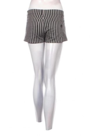 Γυναικείο κοντό παντελόνι Killah, Μέγεθος S, Χρώμα Γκρί, Τιμή 7,89 €