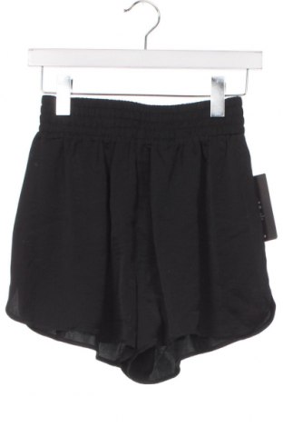Дамски къс панталон NA-KD, Размер XS, Цвят Черен, Цена 36,00 лв.