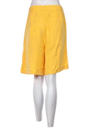Pantaloni scurți de femei Naf Naf, Mărime L, Culoare Galben, Preț 236,84 Lei