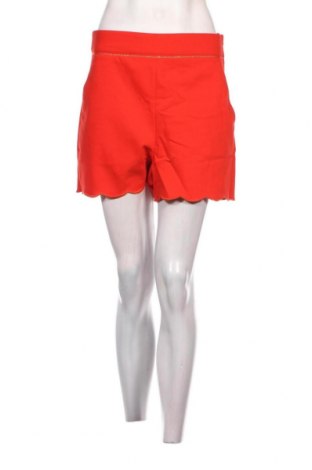 Дамски къс панталон Naf Naf, Размер M, Цвят Червен, Цена 13,68 лв.