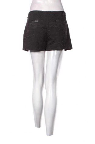 Дамски къс панталон Naf Naf, Размер XL, Цвят Черен, Цена 25,20 лв.
