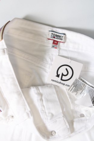 Φούστα Tommy Jeans, Μέγεθος M, Χρώμα Λευκό, Τιμή 33,65 €