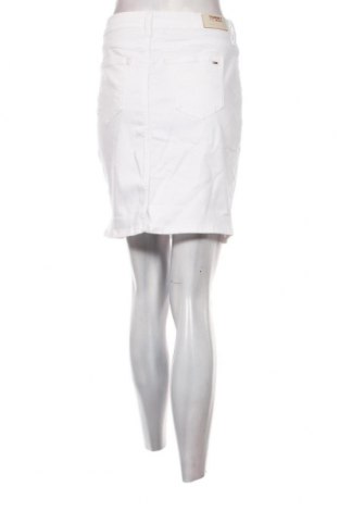 Φούστα Tommy Jeans, Μέγεθος M, Χρώμα Λευκό, Τιμή 33,65 €