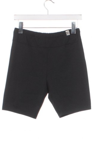 Дамски къс панталон Torstai, Размер XS, Цвят Черен, Цена 18,00 лв.