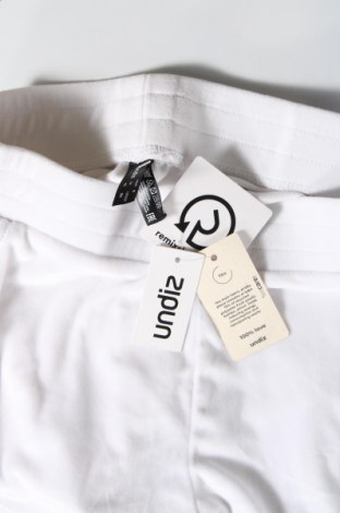 Γυναικείο κοντό παντελόνι Undiz, Μέγεθος S, Χρώμα Λευκό, Τιμή 7,42 €