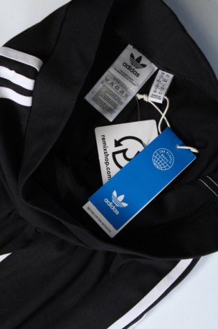 Dámské legíny  Adidas Originals, Velikost M, Barva Černá, Cena  1 261,00 Kč