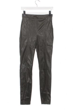 Pantaloni de piele pentru damă Clockhouse, Mărime S, Culoare Verde, Preț 18,12 Lei