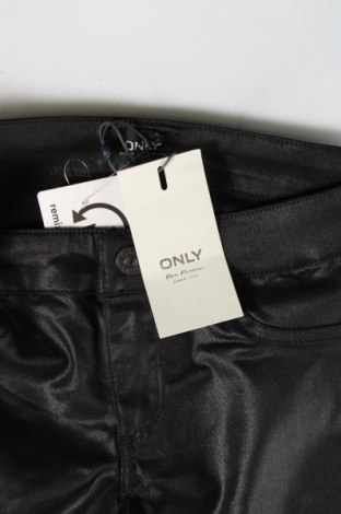 Γυναικείο παντελόνι δερμάτινο ONLY, Μέγεθος M, Χρώμα Μαύρο, Τιμή 27,84 €