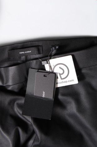 Dámske kožené nohavice  Vero Moda, Veľkosť XL, Farba Čierna, Cena  27,59 €