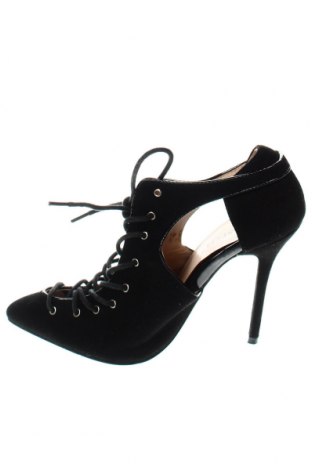 Дамски обувки Botinelli, Размер 36, Цвят Черен, Цена 55,00 лв.