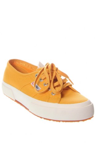 Дамски обувки Superga, Размер 37, Цвят Жълт, Цена 41,86 лв.