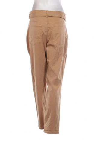 Дамски панталон Comma,, Размер M, Цвят Кафяв, Цена 48,18 лв.