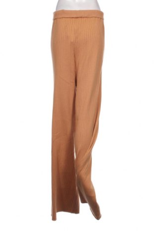 Дамски панталон Glamorous, Размер XL, Цвят Бежов, Цена 13,92 лв.