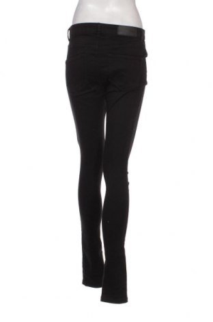 Дамски панталон Noisy May, Размер M, Цвят Черен, Цена 16,10 лв.
