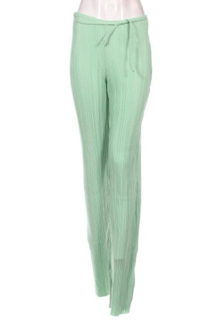 Дамски панталон Pretty Little Thing, Размер XS, Цвят Зелен, Цена 12,42 лв.