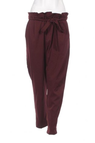 Дамски панталон Pull&Bear, Размер XL, Цвят Червен, Цена 11,76 лв.