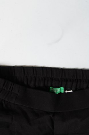 Дамски панталон United Colors Of Benetton, Размер XS, Цвят Черен, Цена 6,96 лв.