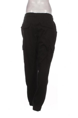 Дамски панталон Urban Classics, Размер M, Цвят Черен, Цена 19,72 лв.