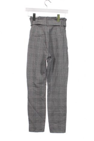 Pantaloni de femei Vero Moda, Mărime XS, Culoare Gri, Preț 18,42 Lei
