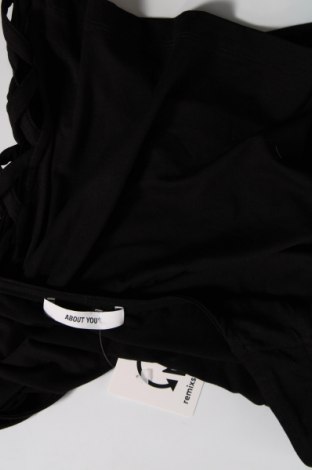 Γυναικείο αμάνικο μπλουζάκι About You, Μέγεθος M, Χρώμα Μαύρο, Τιμή 5,71 €