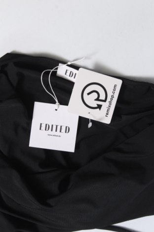 Γυναικείο αμάνικο μπλουζάκι Edited, Μέγεθος S, Χρώμα Μαύρο, Τιμή 6,88 €