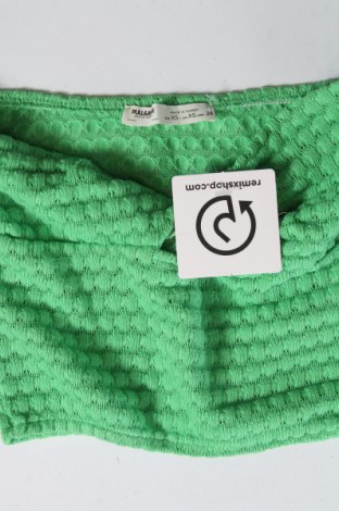 Γυναικείο αμάνικο μπλουζάκι Pull&Bear, Μέγεθος XS, Χρώμα Πράσινο, Τιμή 4,87 €