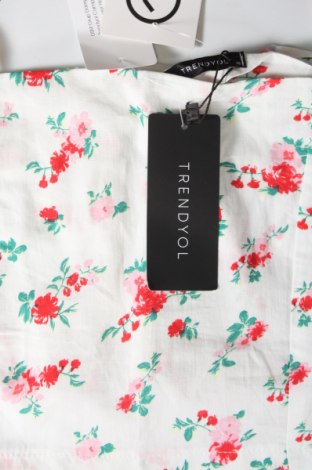 Γυναικείο αμάνικο μπλουζάκι Trendyol, Μέγεθος S, Χρώμα Πολύχρωμο, Τιμή 6,28 €