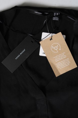 Γυναικείο αμάνικο μπλουζάκι Vero Moda, Μέγεθος XS, Χρώμα Μαύρο, Τιμή 5,71 €