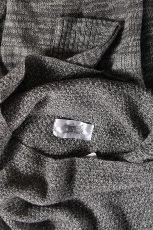 Pulover de femei, Mărime S, Culoare Gri, Preț 23,85 Lei