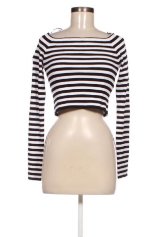Γυναικείο πουλόβερ Bershka, Μέγεθος XL, Χρώμα Πολύχρωμο, Τιμή 8,30 €