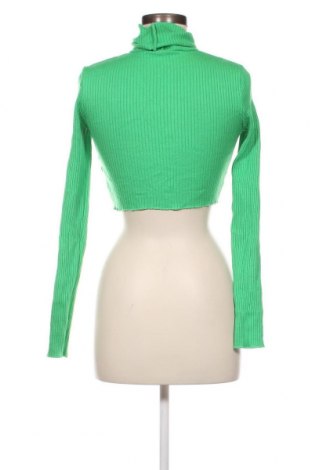 Дамски пуловер Bershka, Размер M, Цвят Зелен, Цена 7,25 лв.