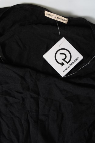 Дамски пуловер Daniel & Mayer, Размер S, Цвят Черен, Цена 8,70 лв.