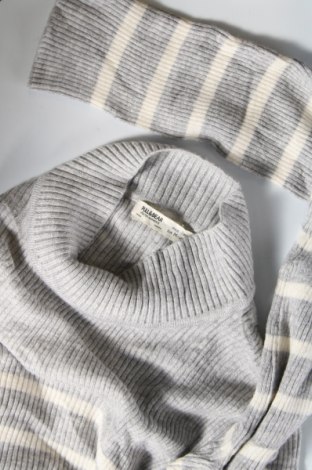 Γυναικείο πουλόβερ Pull&Bear, Μέγεθος M, Χρώμα Γκρί, Τιμή 3,23 €