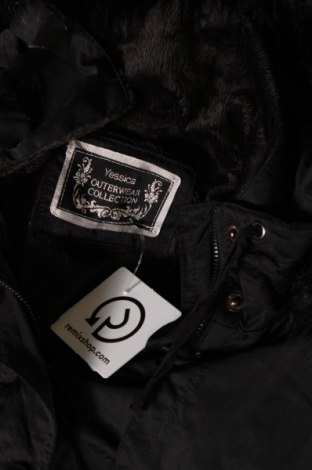 Γυναικείο μπουφάν Yessica, Μέγεθος M, Χρώμα Μαύρο, Τιμή 8,97 €