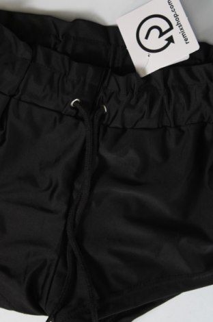 Kinder Shorts, Größe 3-4y/ 104-110 cm, Farbe Schwarz, Preis 7,67 €