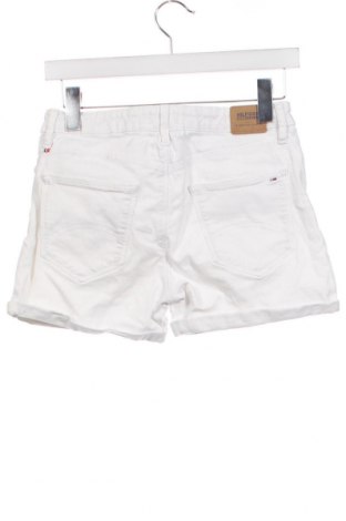 Детски къс панталон Hilfiger Denim, Размер 15-18y/ 170-176 см, Цвят Бял, Цена 31,20 лв.