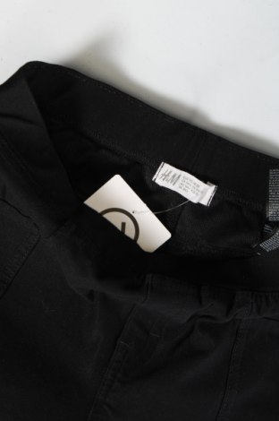 Dětské kalhoty  H&M, Velikost 15-18y/ 170-176 cm, Barva Černá, Cena  147,00 Kč
