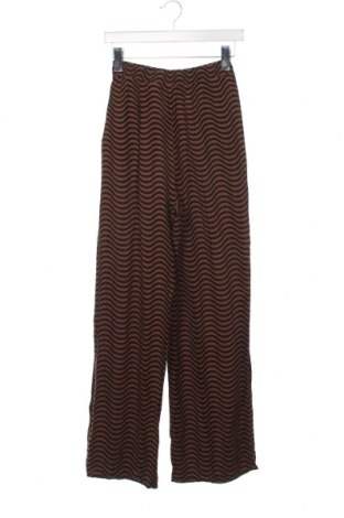 Детски панталон H&M, Размер 14-15y/ 168-170 см, Цвят Многоцветен, Цена 15,00 лв.