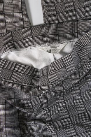 Dětské kalhoty  H&M, Velikost 12-13y/ 158-164 cm, Barva Vícebarevné, Cena  104,00 Kč