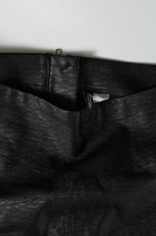 Fustă de piele H&M Divided, Mărime M, Culoare Negru, Preț 13,35 Lei