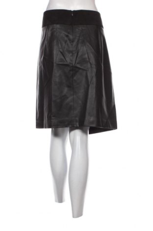 Δερμάτινη φούστα Un Deux Trois, Μέγεθος XL, Χρώμα Μαύρο, Τιμή 60,31 €