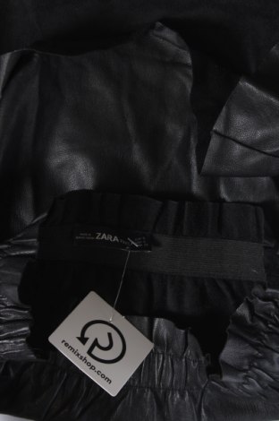 Kožená sukňa  Zara, Veľkosť S, Farba Čierna, Cena  2,72 €