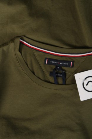 Pánske tričko  Tommy Hilfiger, Veľkosť M, Farba Zelená, Cena  53,98 €