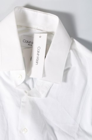 Мъжка риза Calvin Klein, Размер M, Цвят Бял, Цена 123,00 лв.