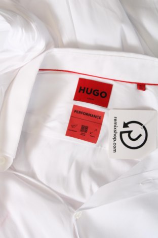 Мъжка риза Hugo Boss, Размер M, Цвят Бял, Цена 183,08 лв.