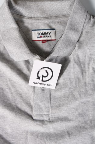 Мъжка тениска Tommy Jeans, Размер L, Цвят Сив, Цена 109,00 лв.