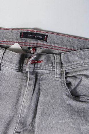 Herren Jeans Tommy Hilfiger, Größe L, Farbe Grau, Preis 53,16 €