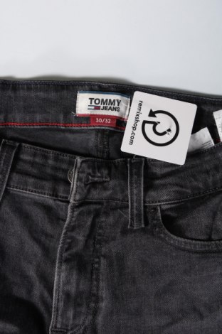 Męskie jeansy Tommy Jeans, Rozmiar M, Kolor Szary, Cena 183,28 zł
